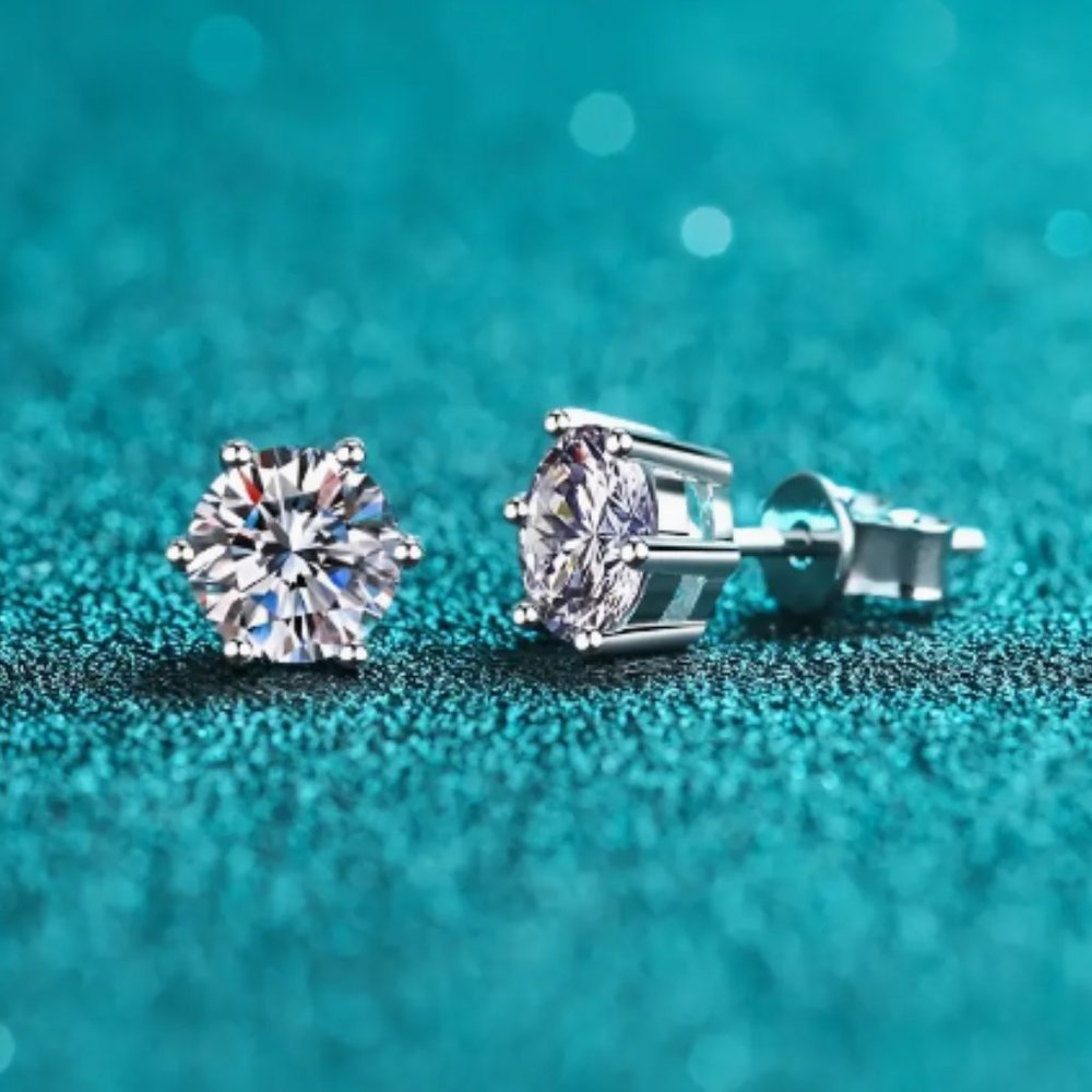 4 TCW Silver CZ Diamond Stud Earrings NWT